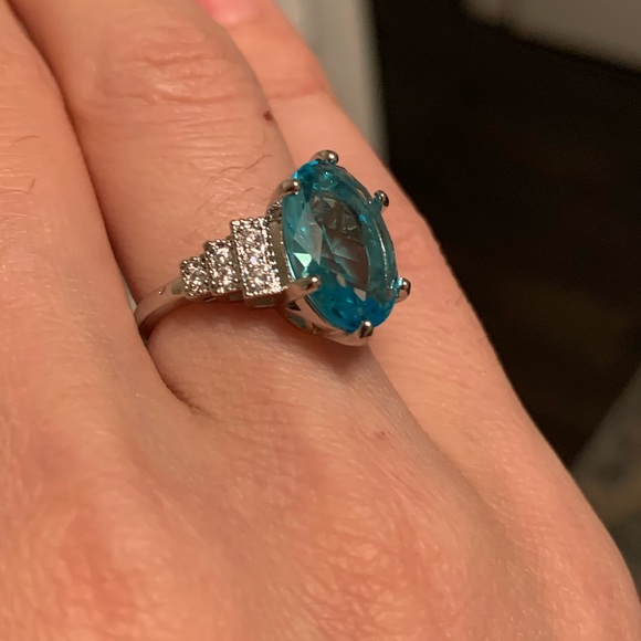Elegant 925 Silver Ring Women Oval Cut Aquamarine - Picture 8 of 11